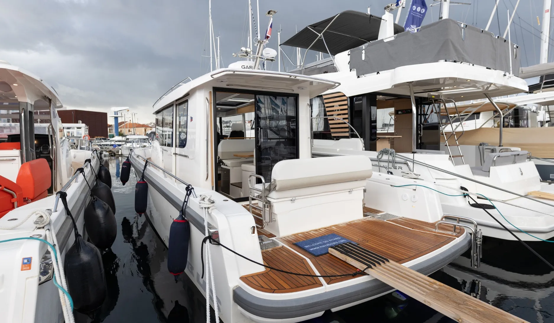 Image slide 248296