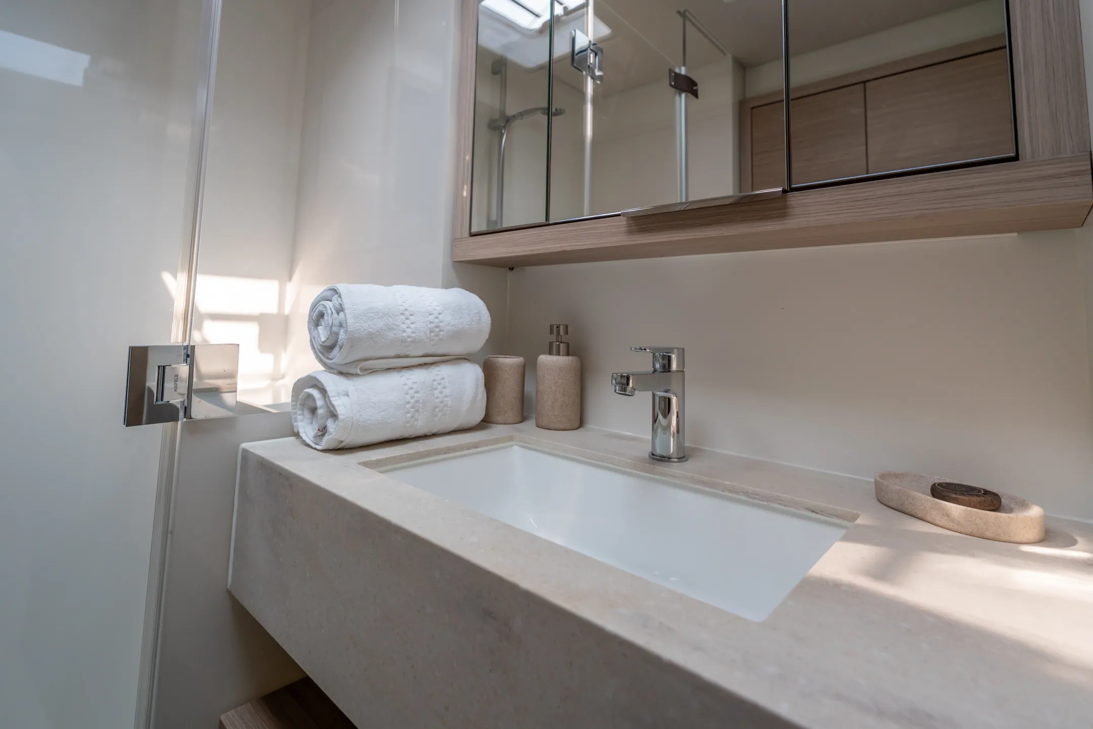 Image slide 248396