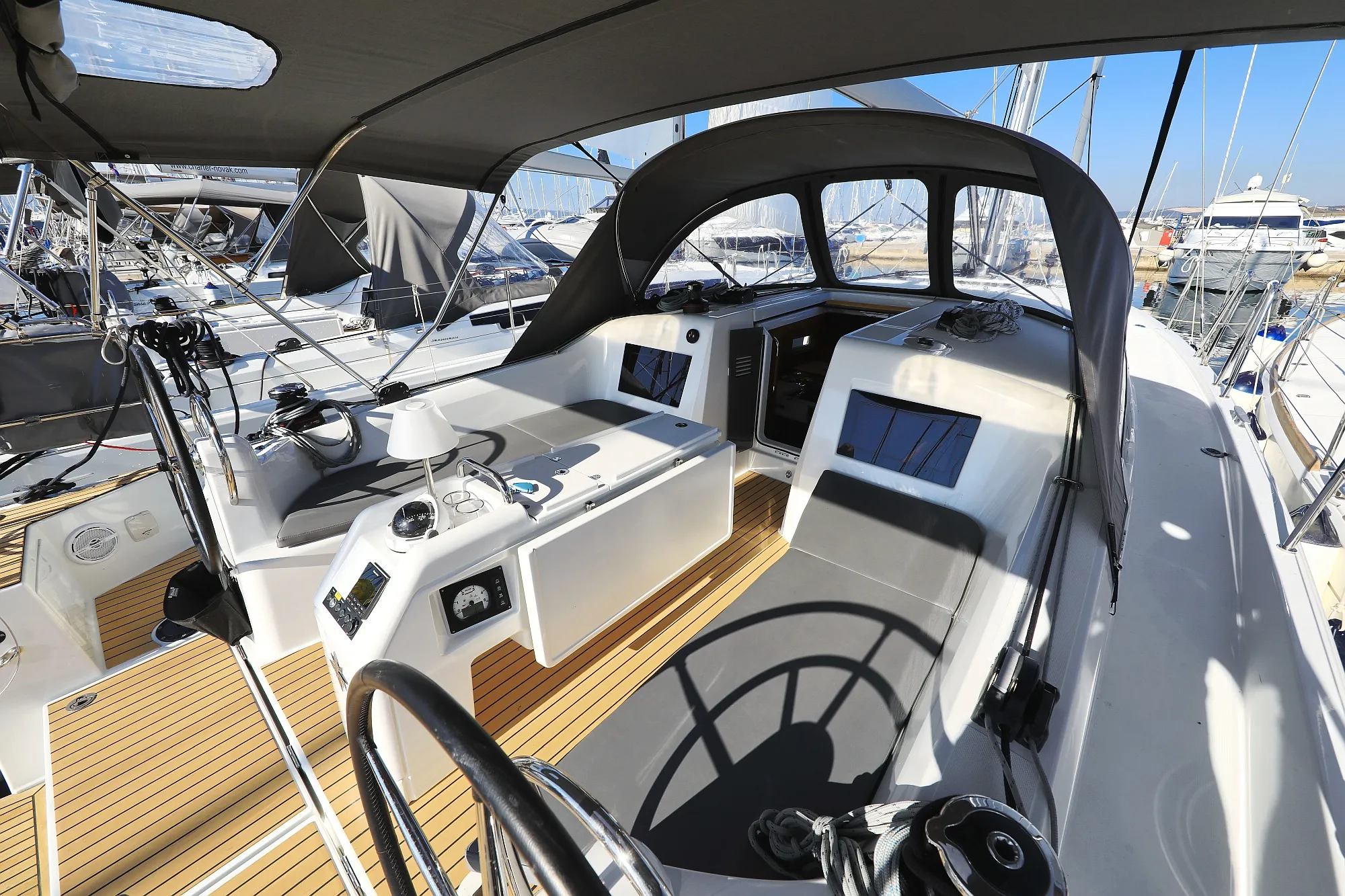 Image slide 24843