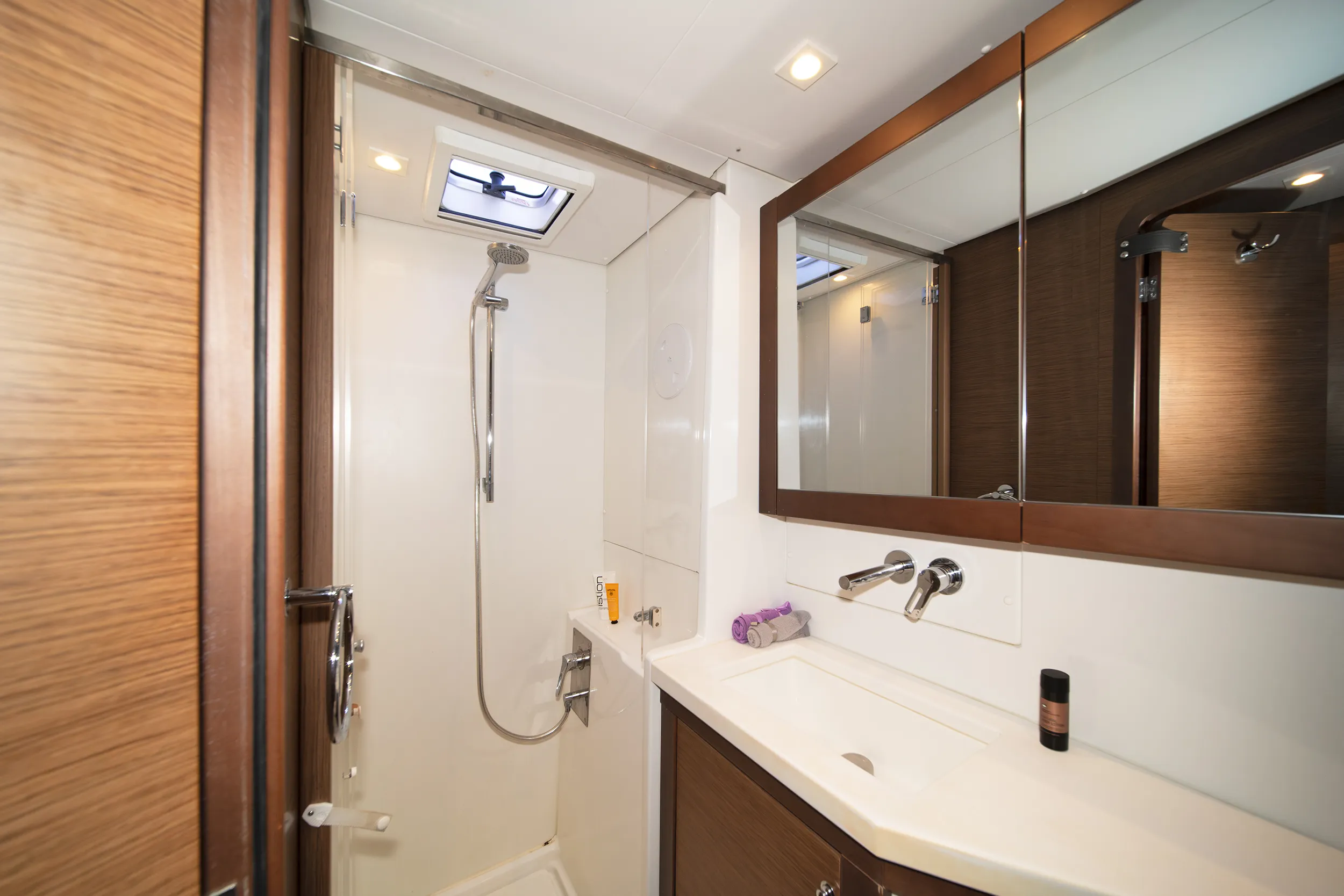 Image slide 248656