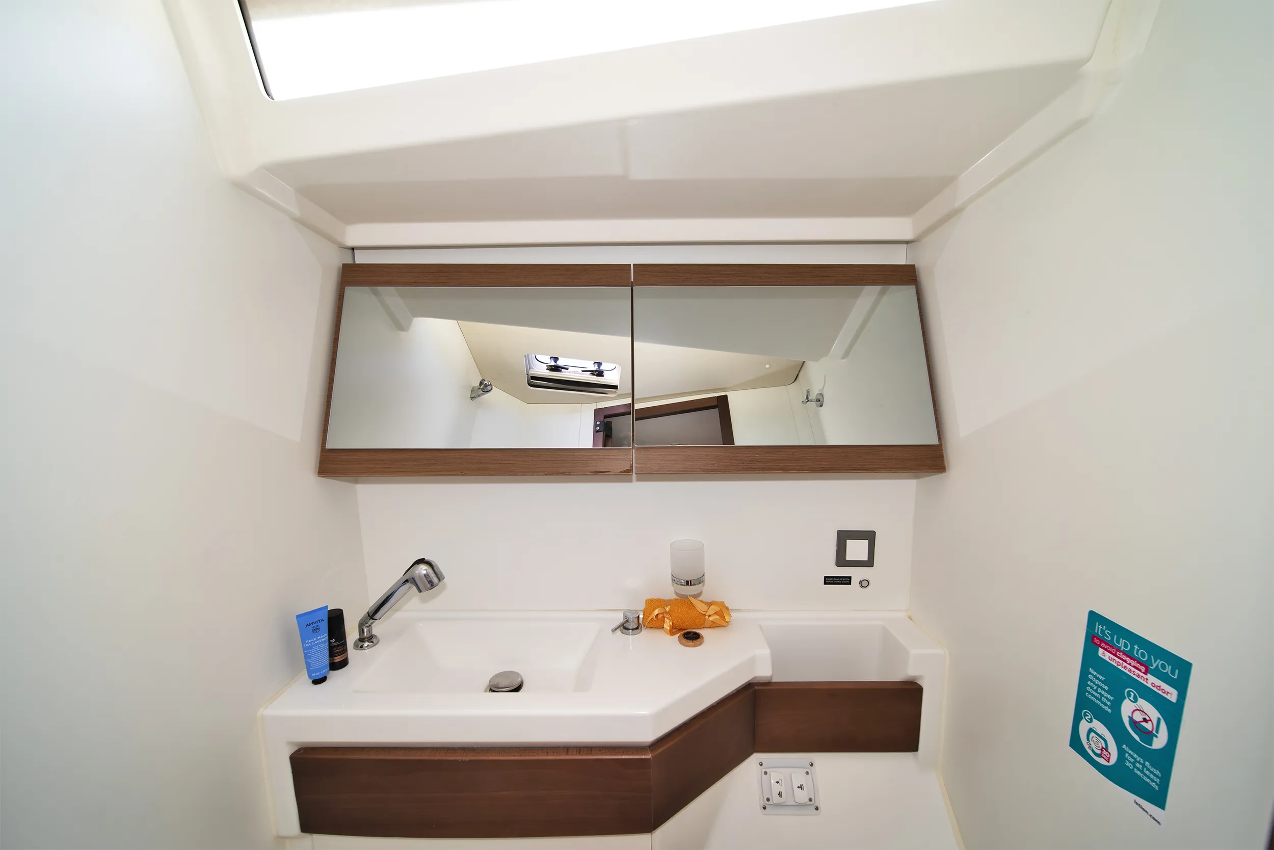Image slide 248676