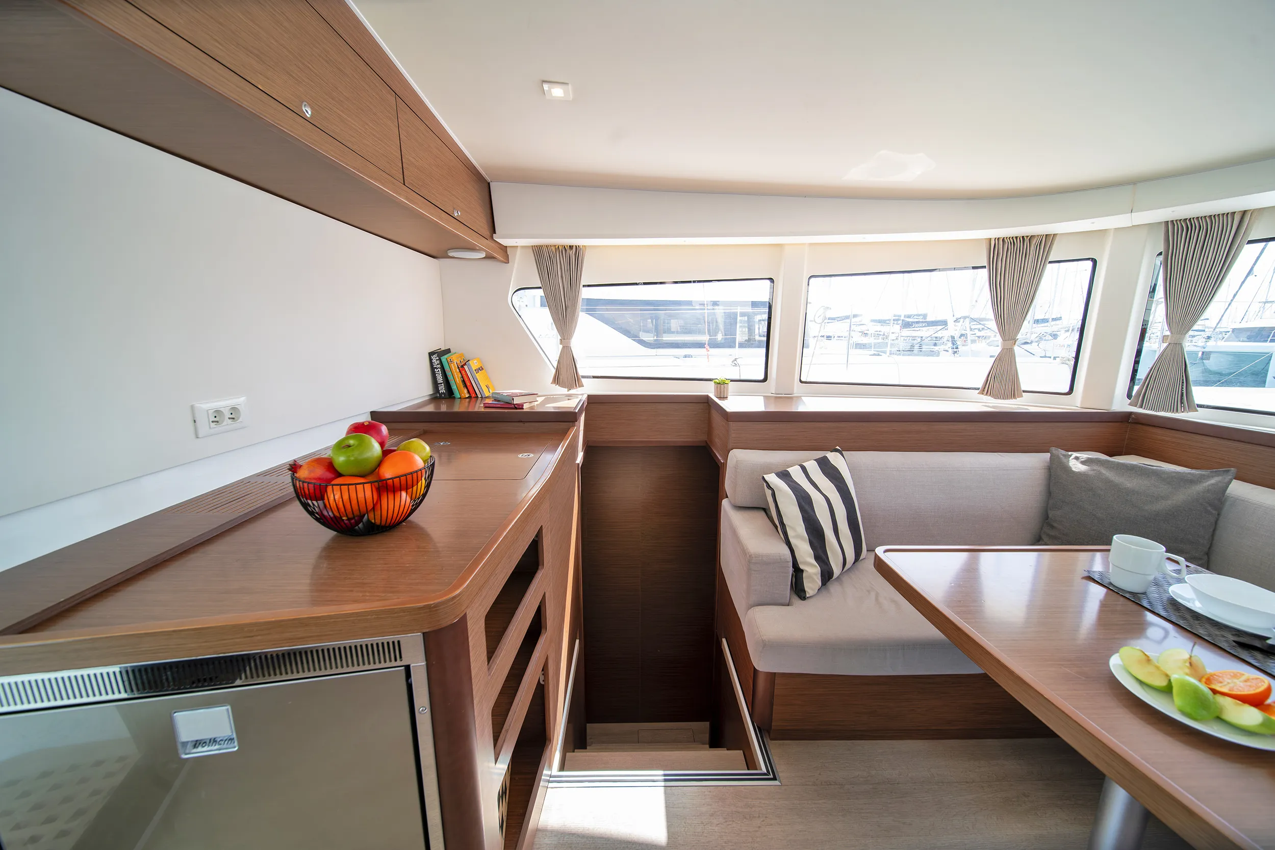 Image slide 248689