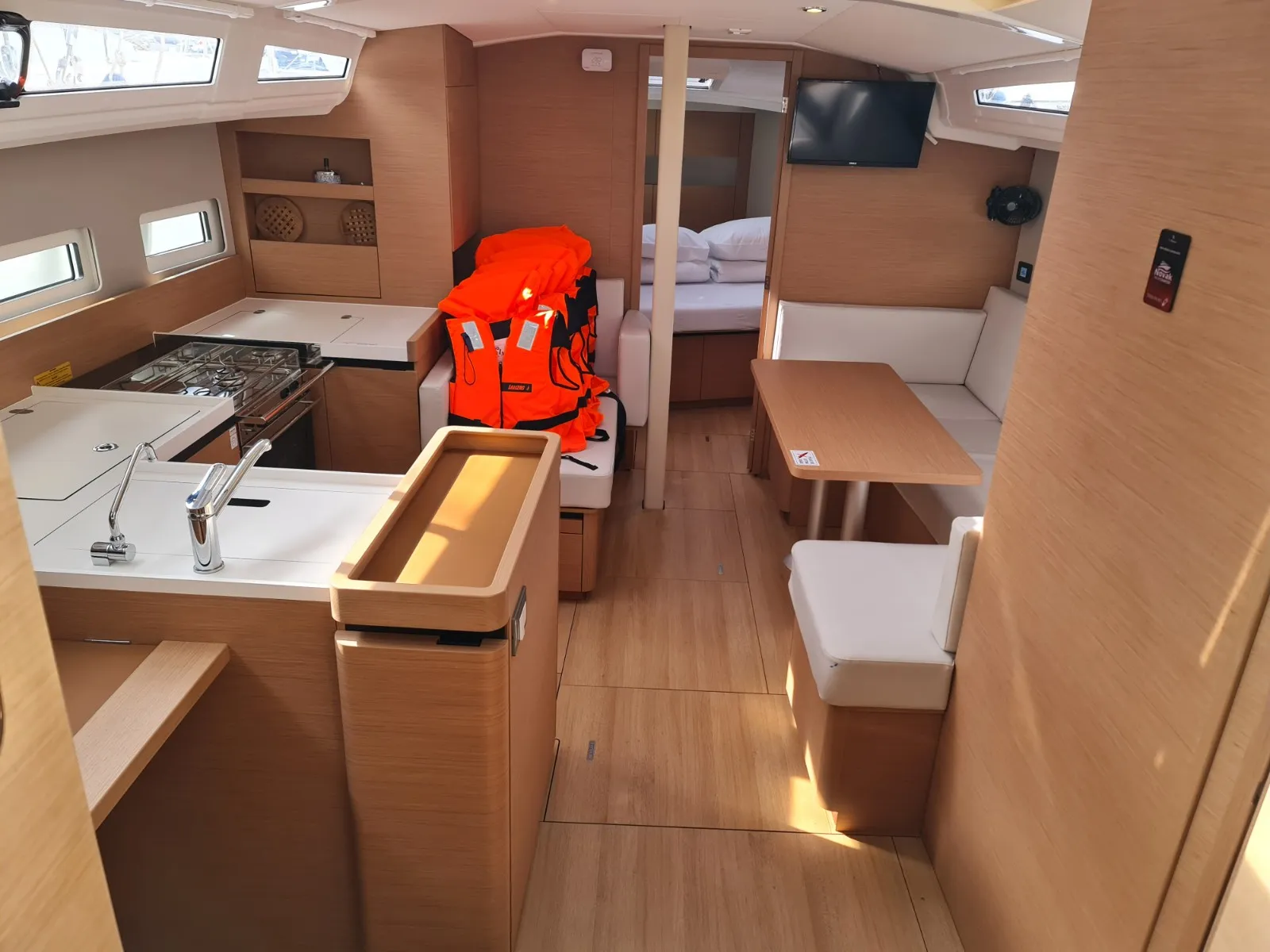 Image slide 24879
