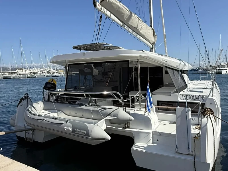 Lagoon 43 Lagoon 43 boat image