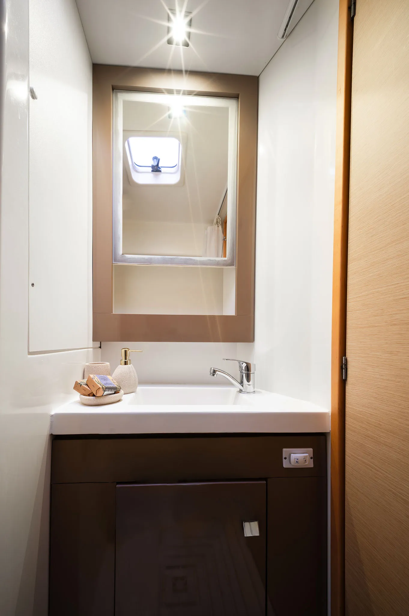 Image slide 249803
