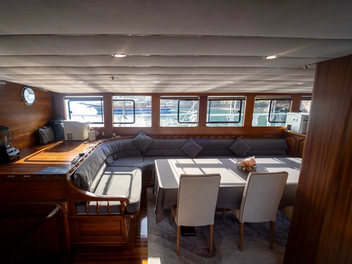 Image slide 251218