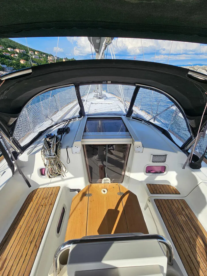 Image slide 2521