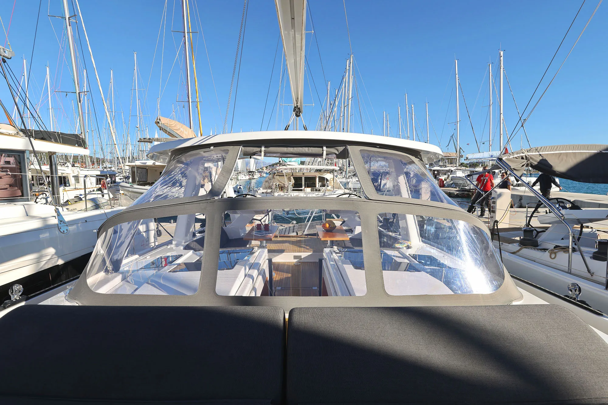 Image slide 252220