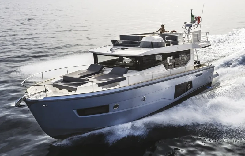 Cranchi T43 Eco Trawler  G&K2 boat image