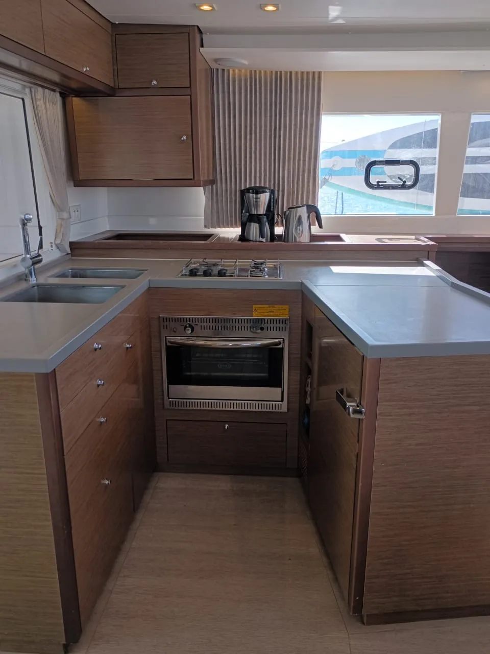 Image slide 256128