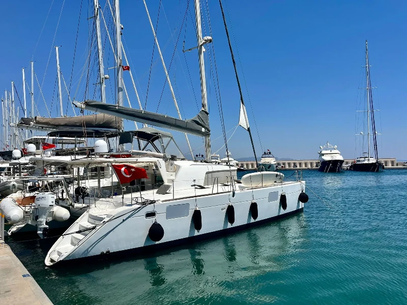Lagoon 440 Premium boat image