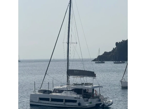 Bali Catspace ISOLA BELLA boat image
