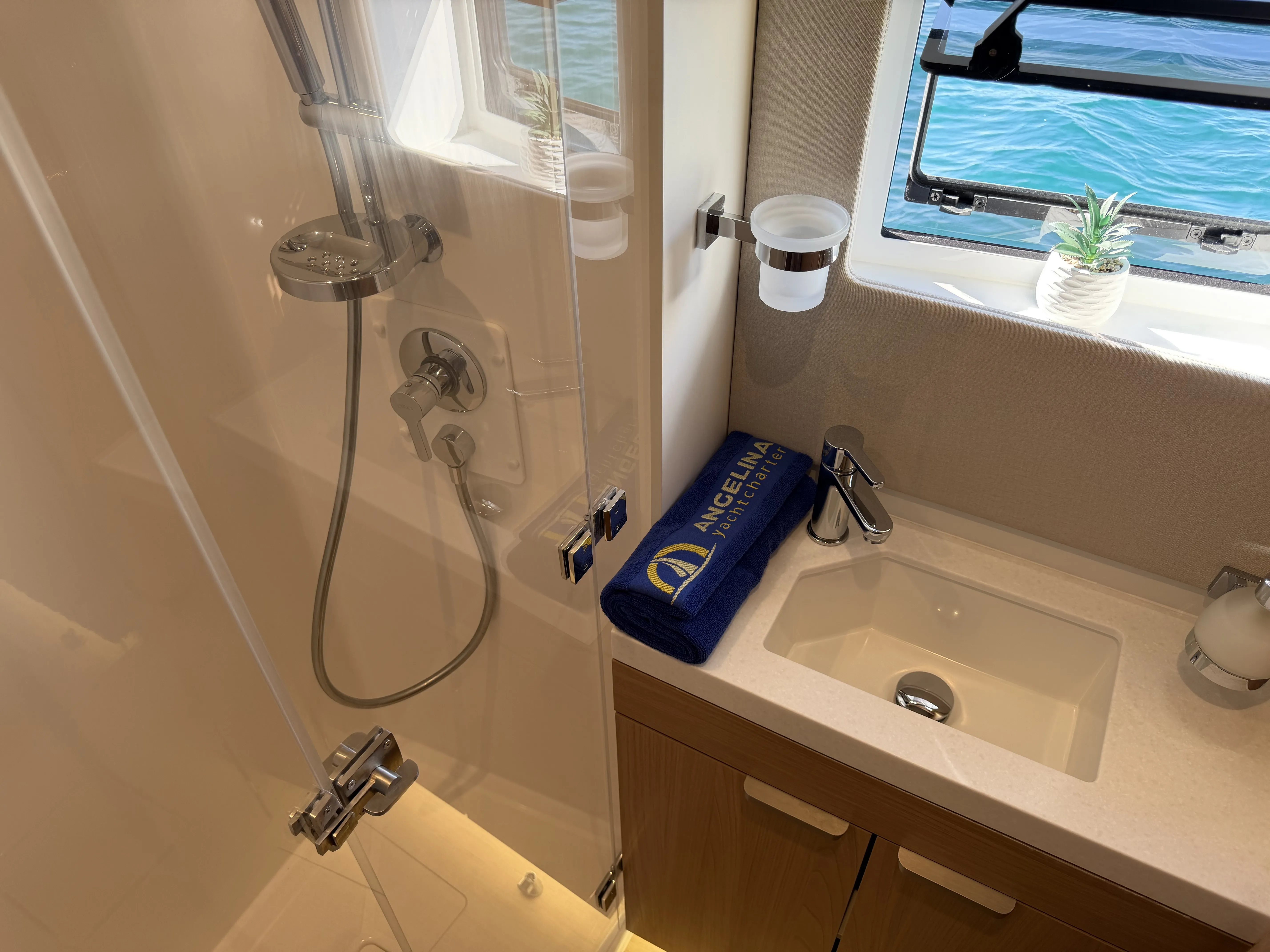 Image slide 257354