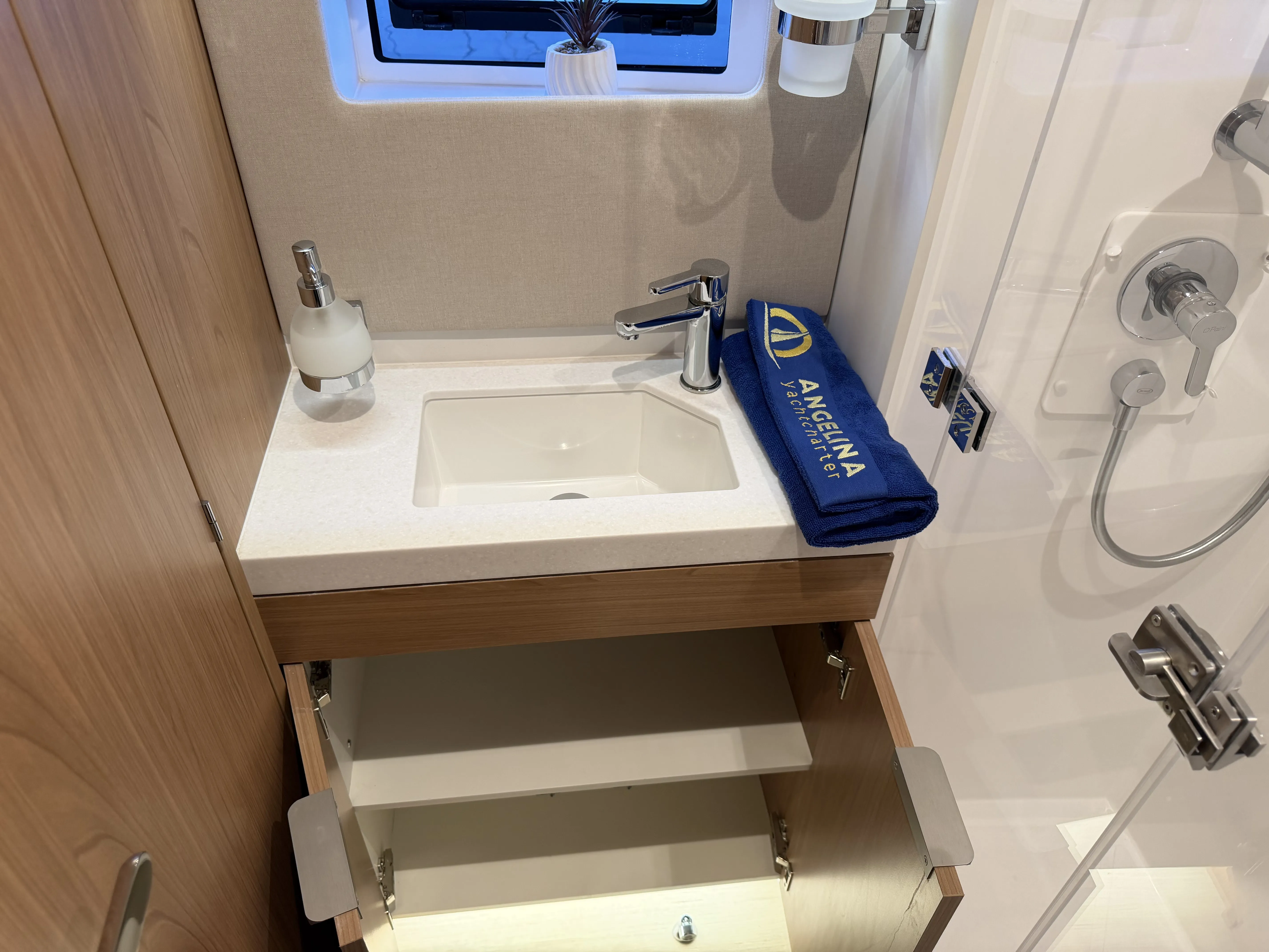 Image slide 257356