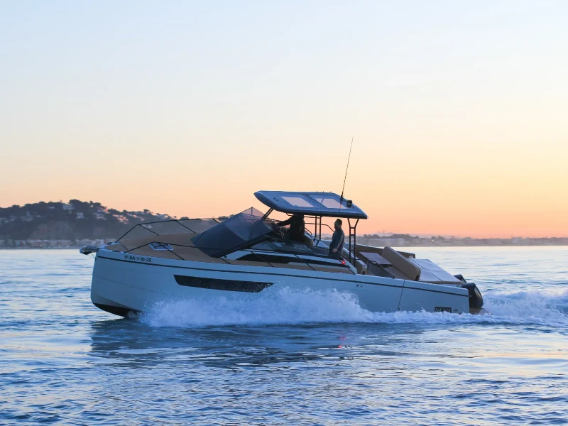 Nuva M11 Open Ramblero boat image