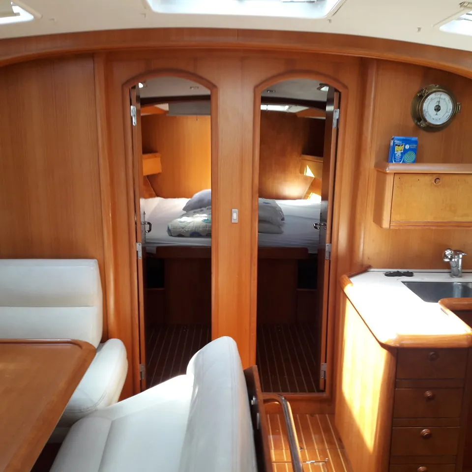 Image slide 2579