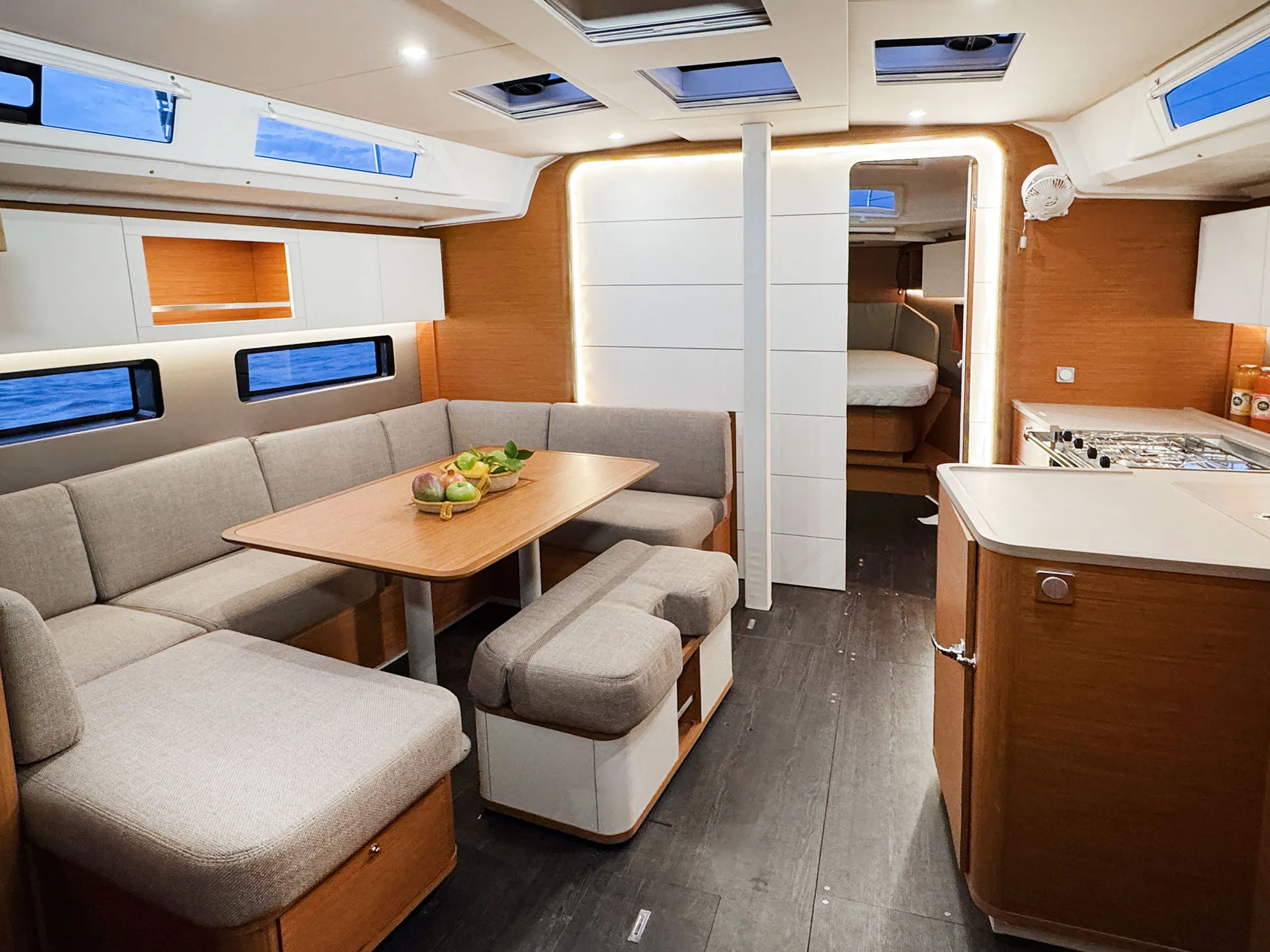 Image slide 258176