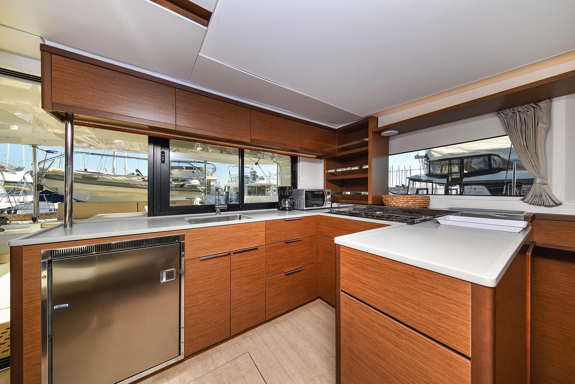 Image slide 258263