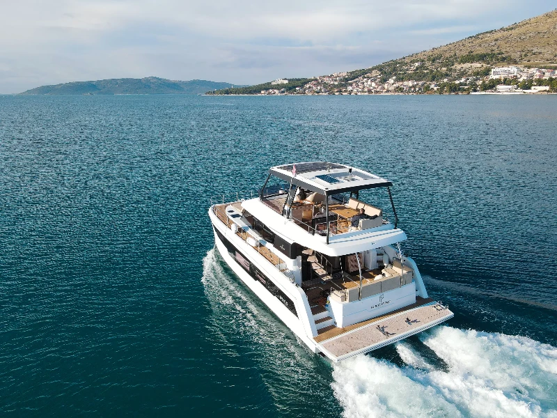 MY5 Arigato boat image