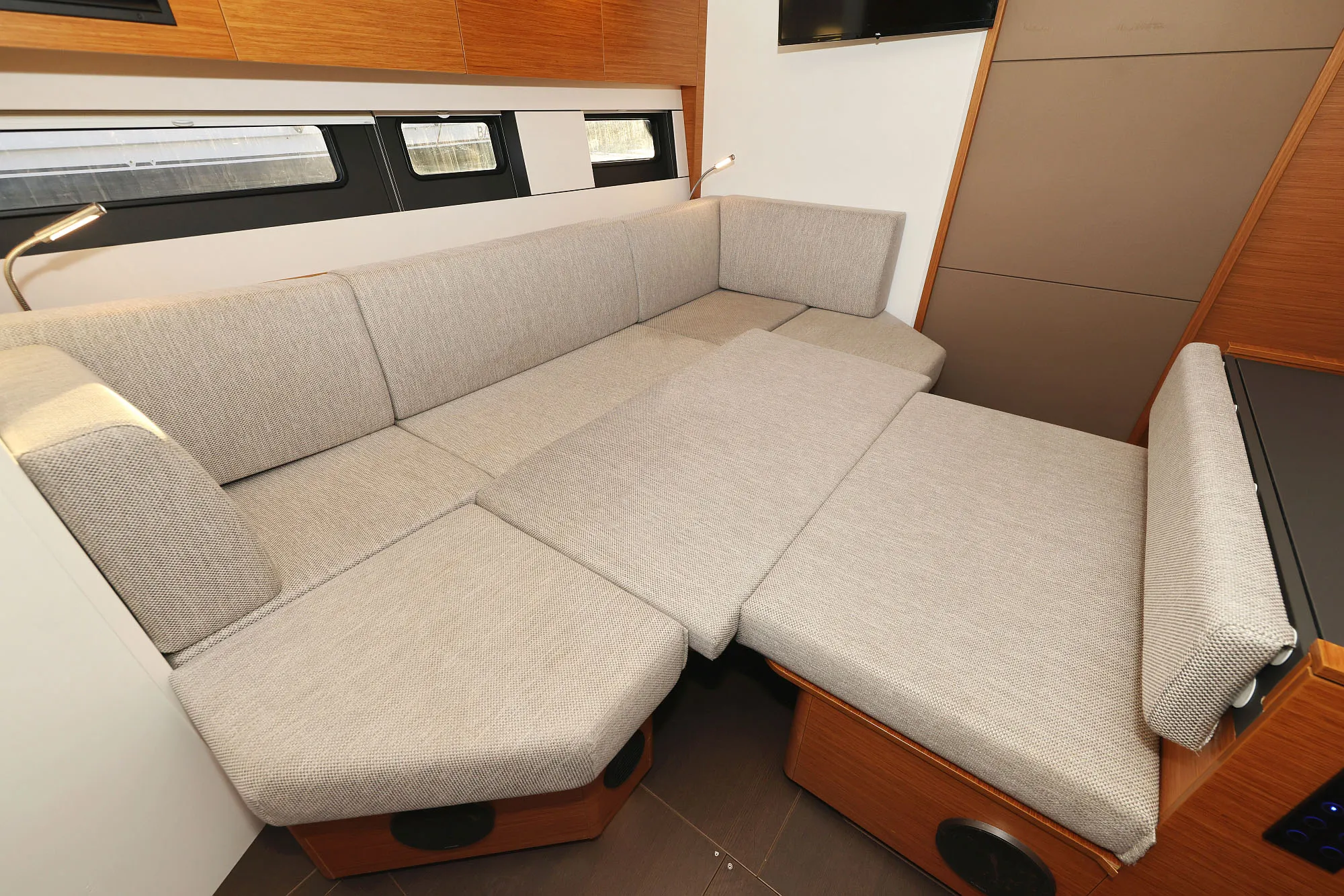 Image slide 258714