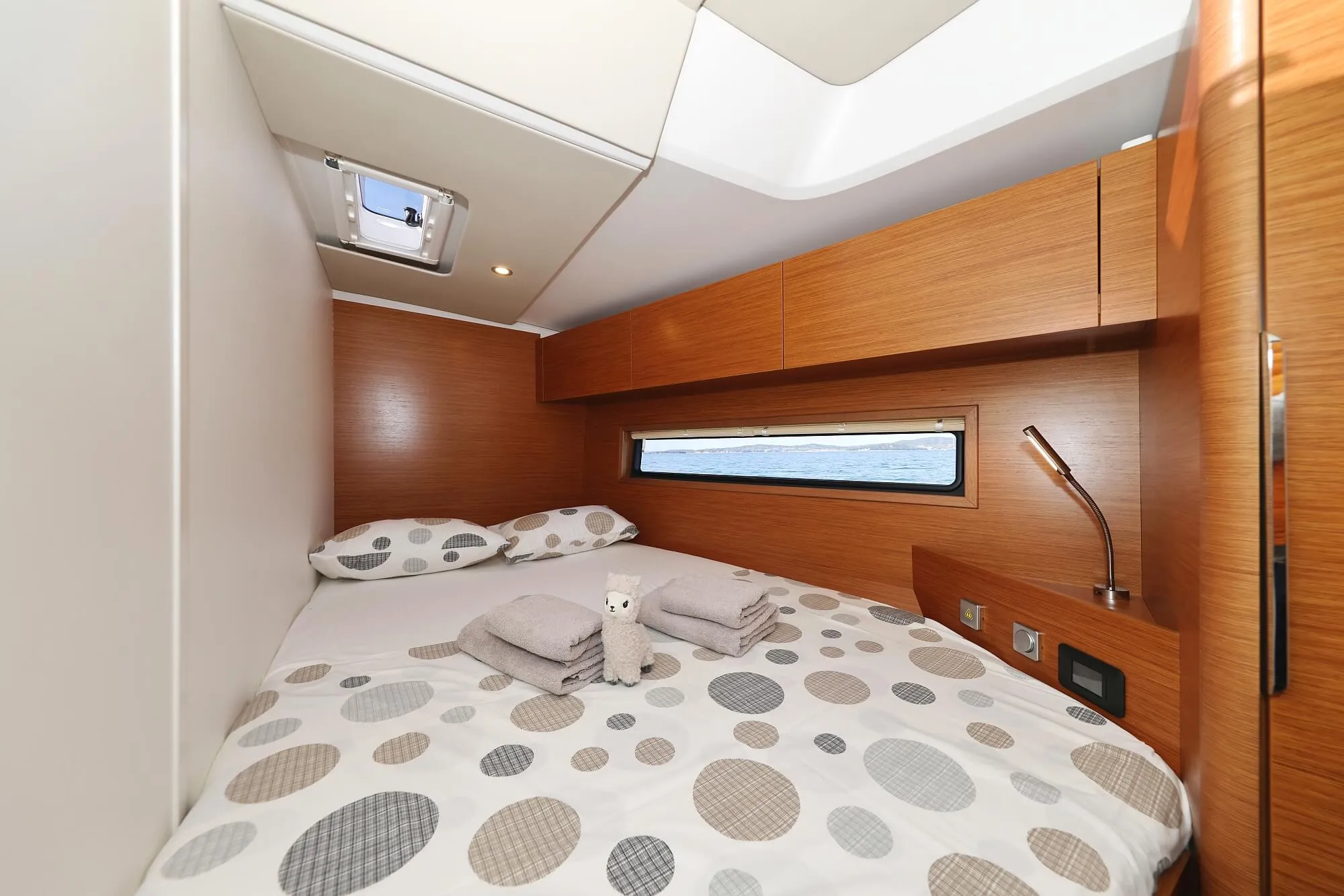 Image slide 259379