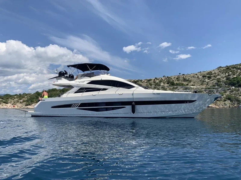 Galeon 700 Obsession two boat image