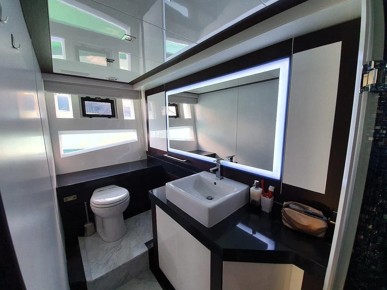 Image slide 259882