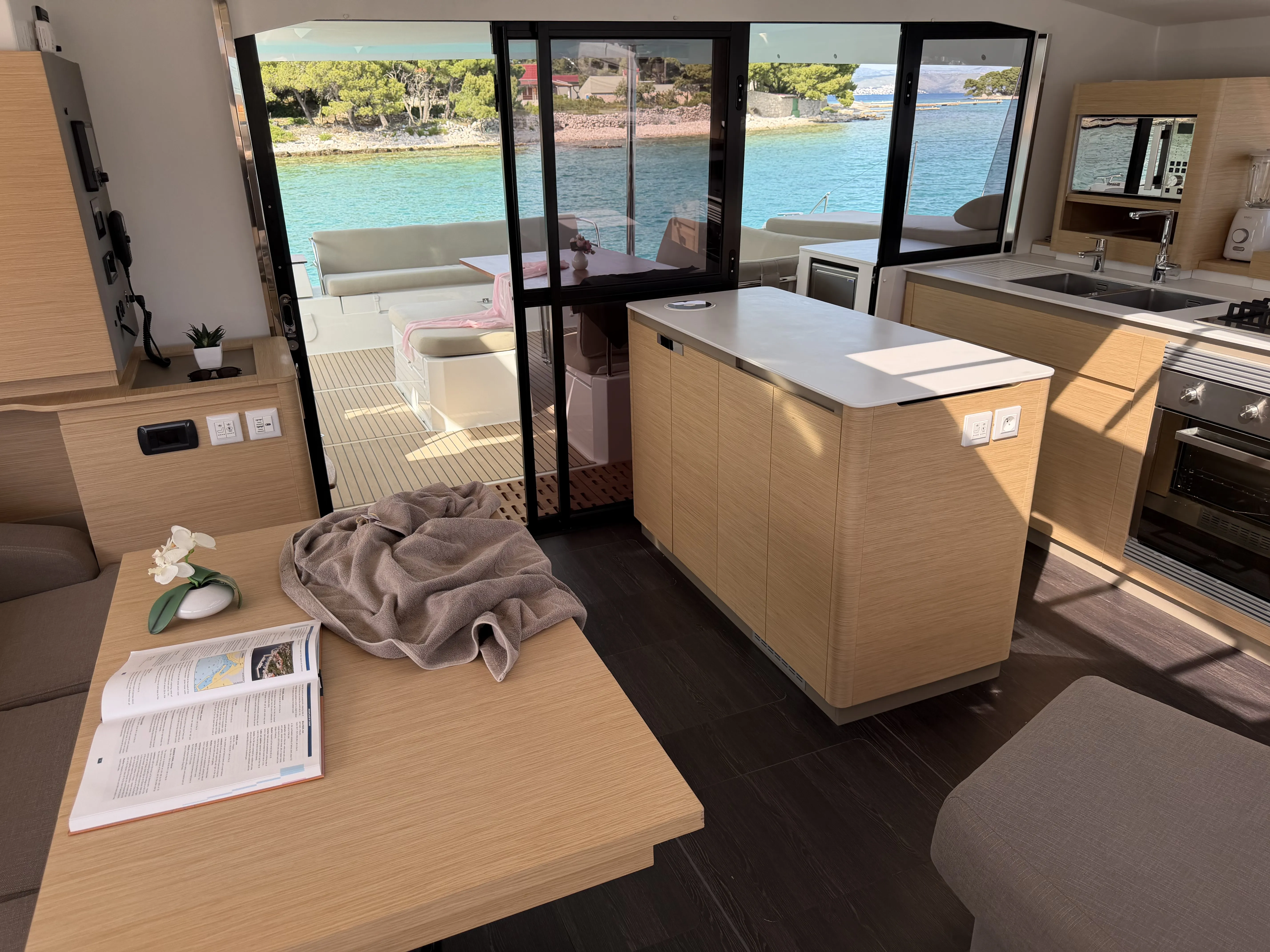 Image slide 259889