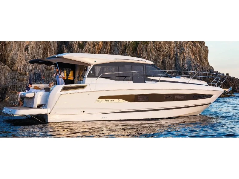 Jeanneau NC 37 Royal boat image