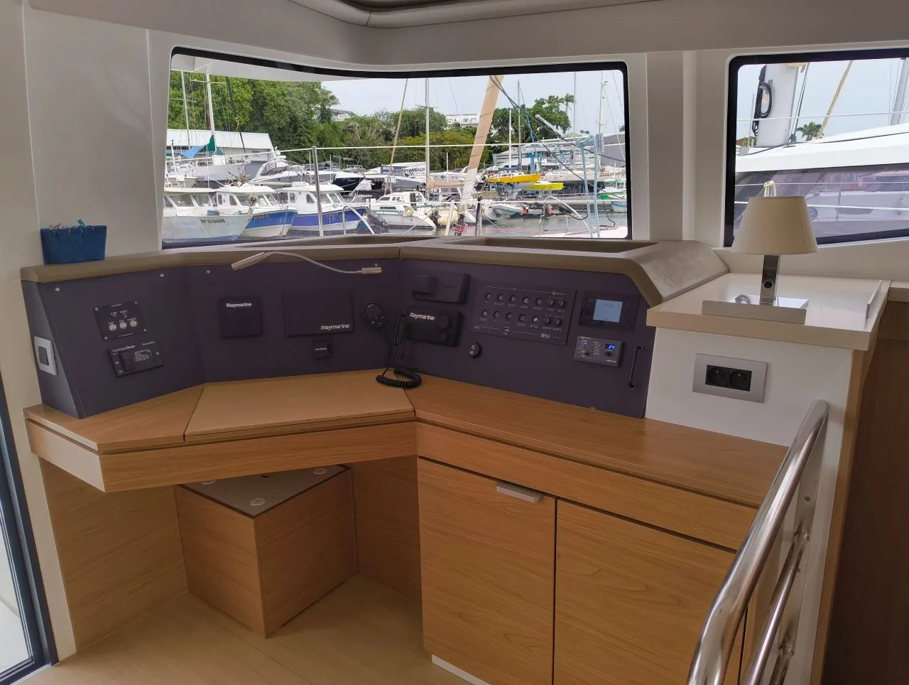 Image slide 260086