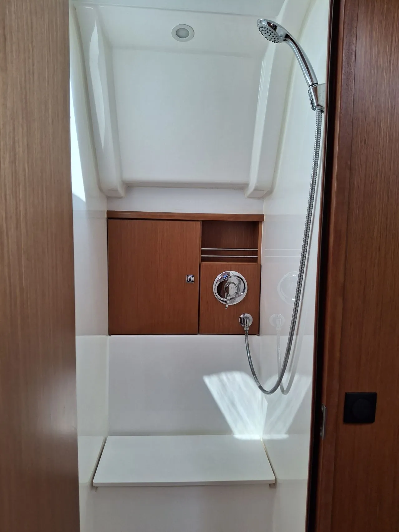 Image slide 260137