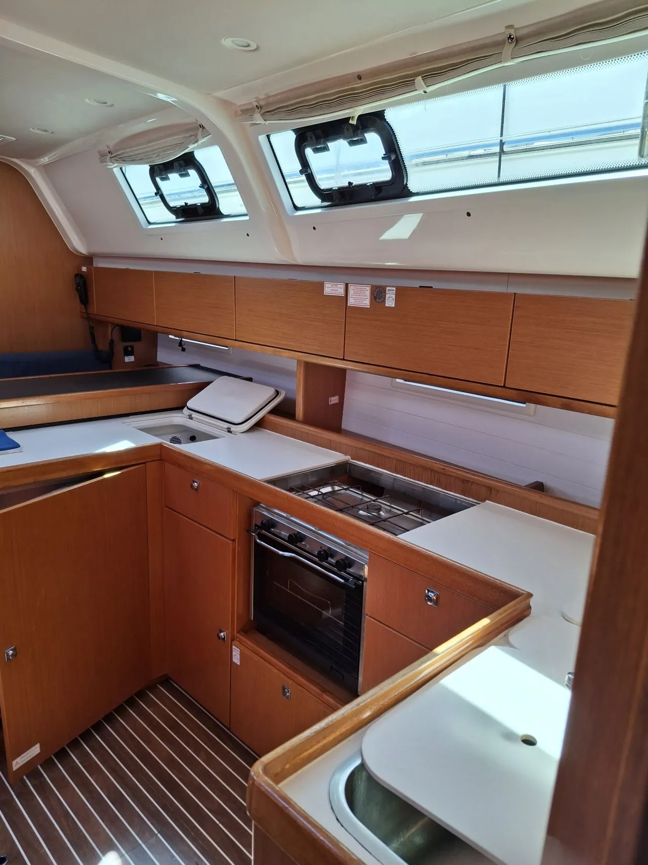 Image slide 260138