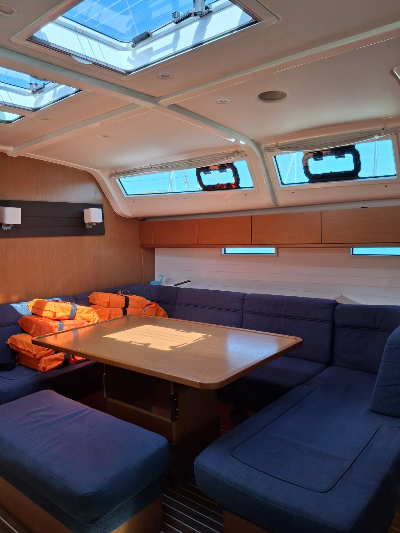 Image slide 260142