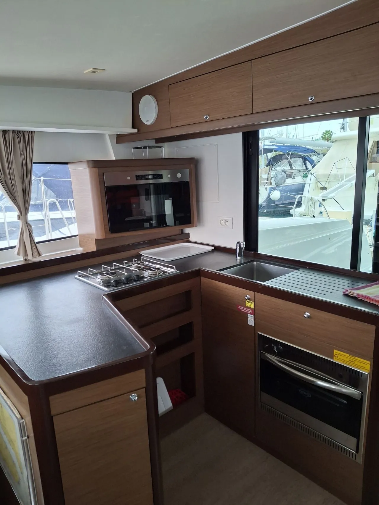 Image slide 260154