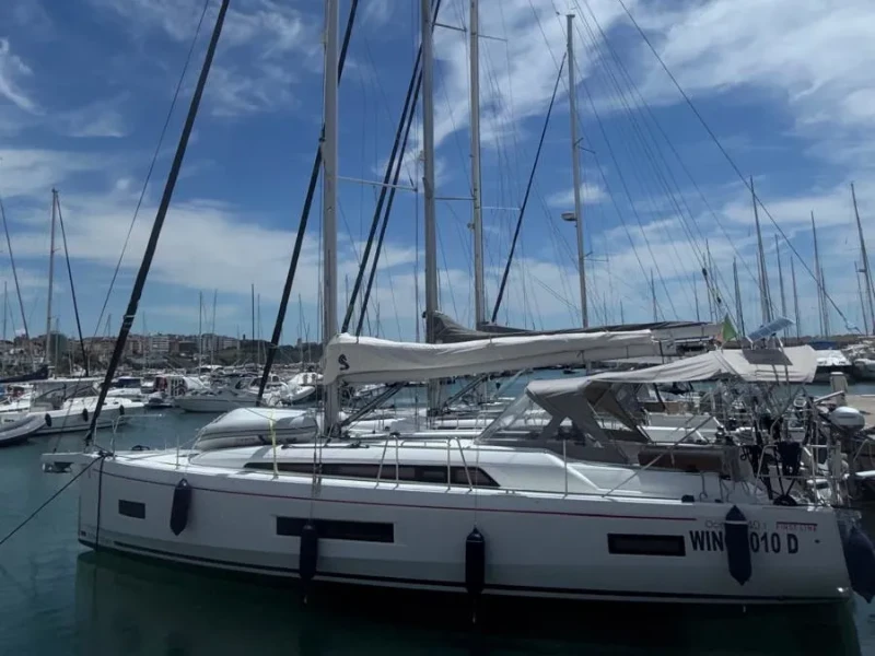 Oceanis 40.1 Wing II boat image