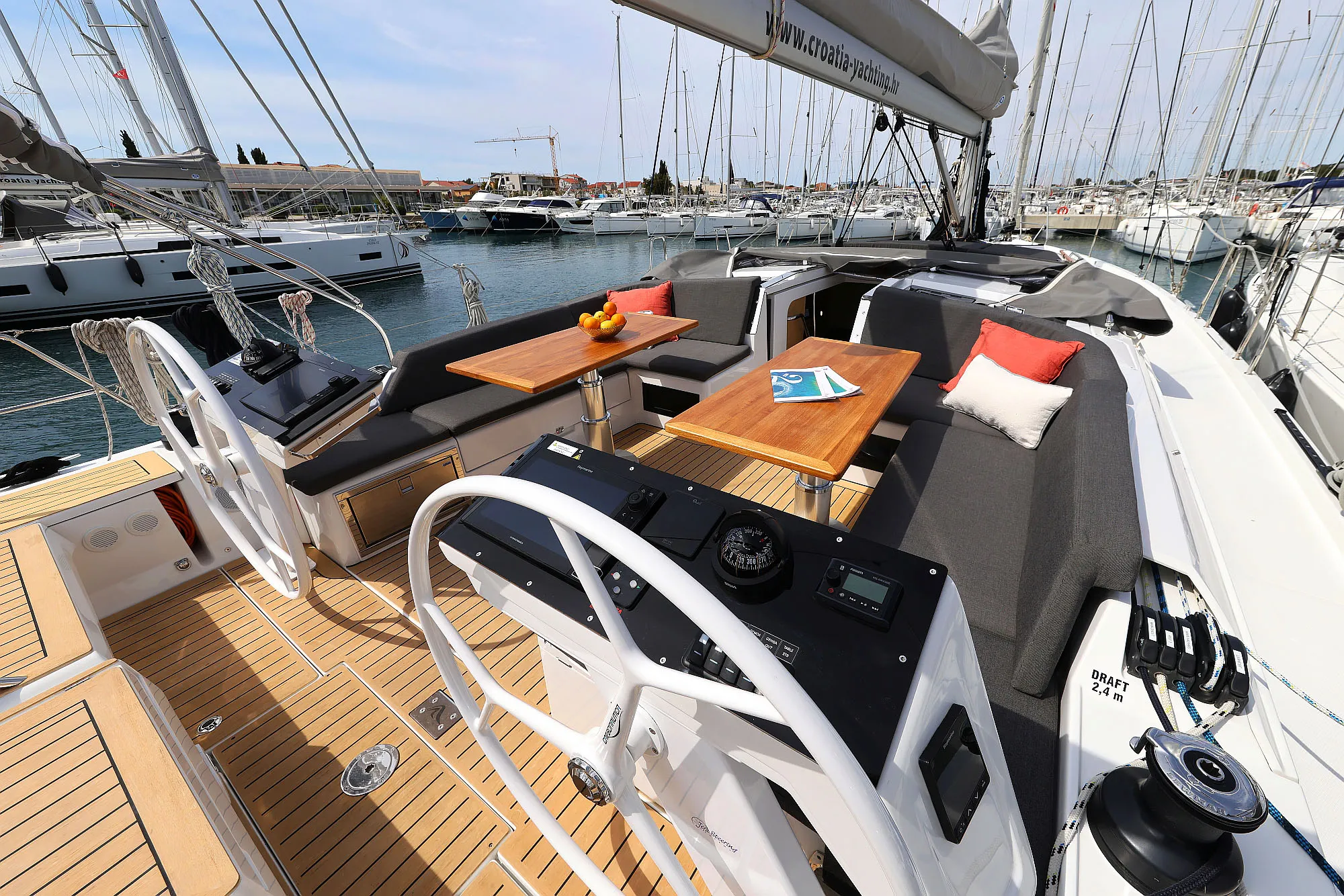 Image slide 260246