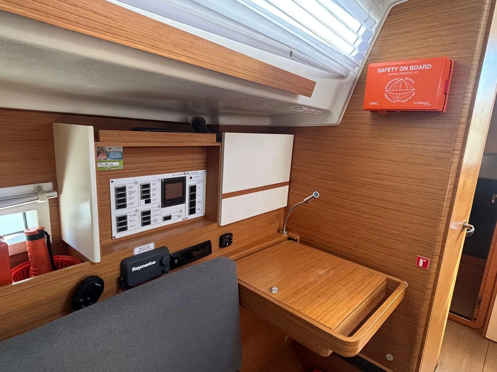 Image slide 260308