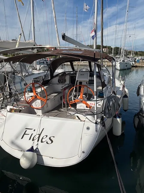 Image slide 260316