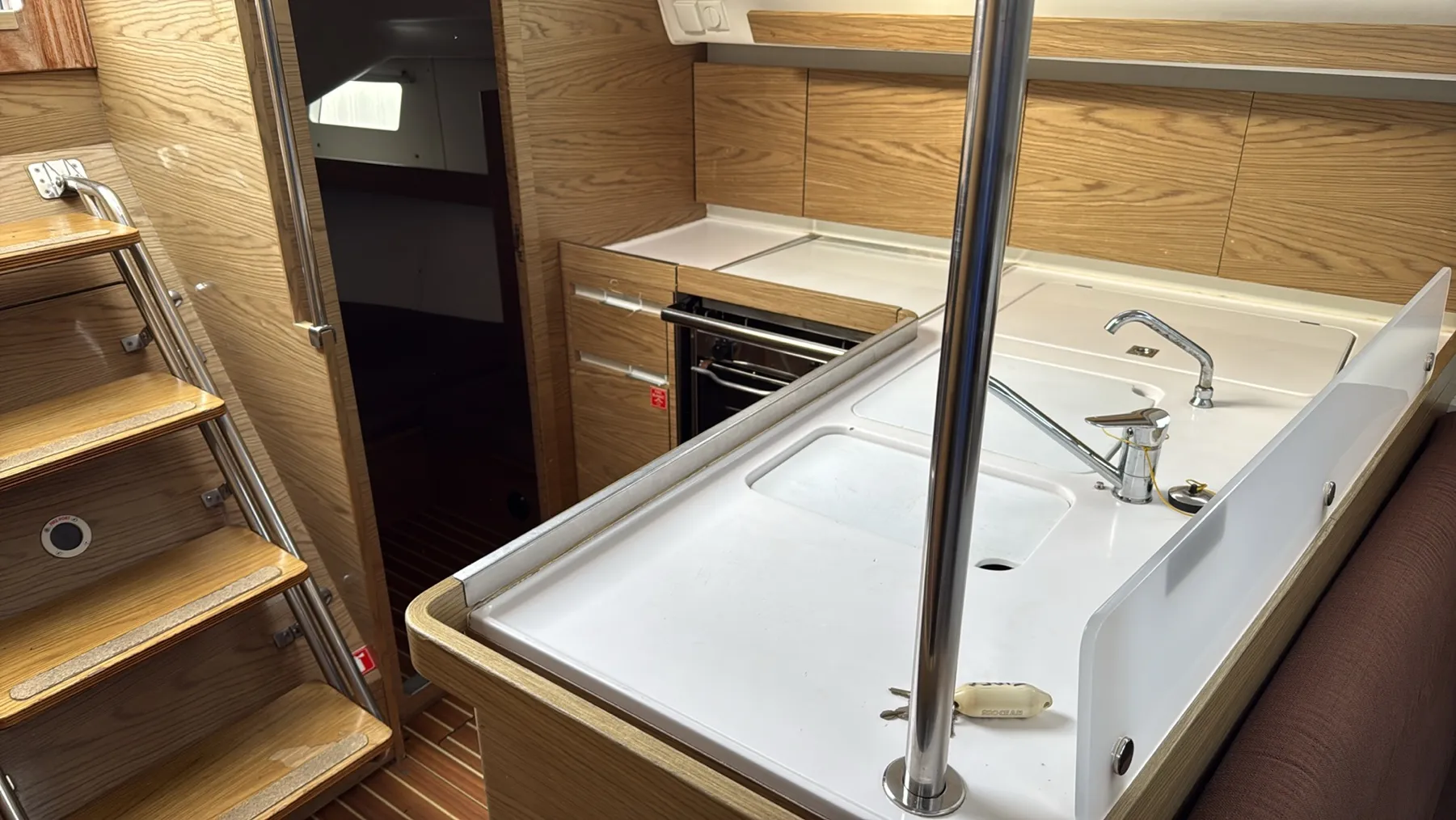 Image slide 260318