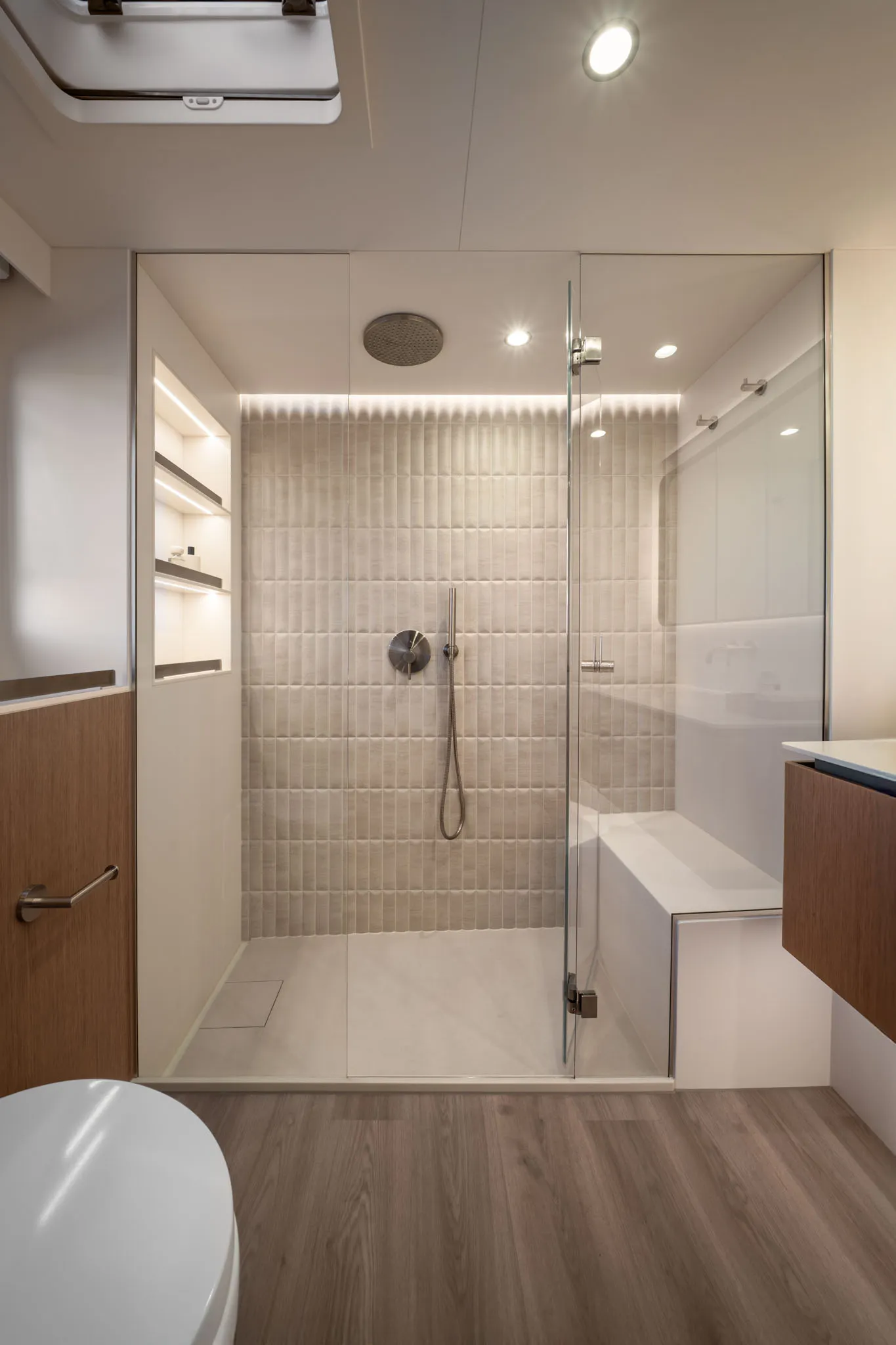 Image slide 260331