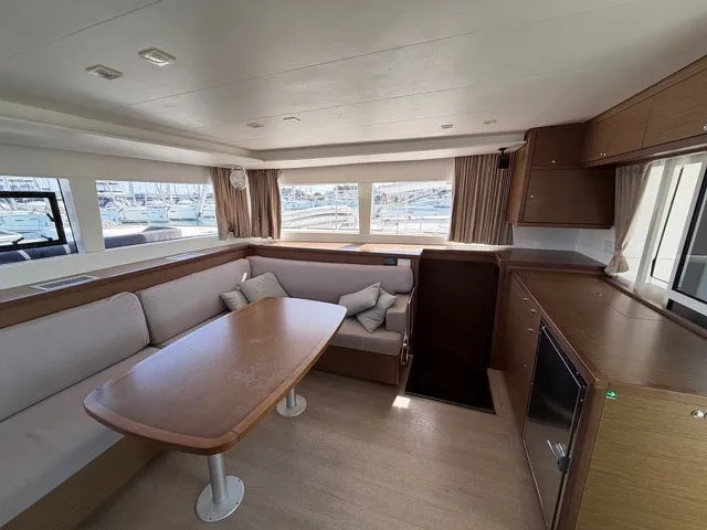 Image slide 260383