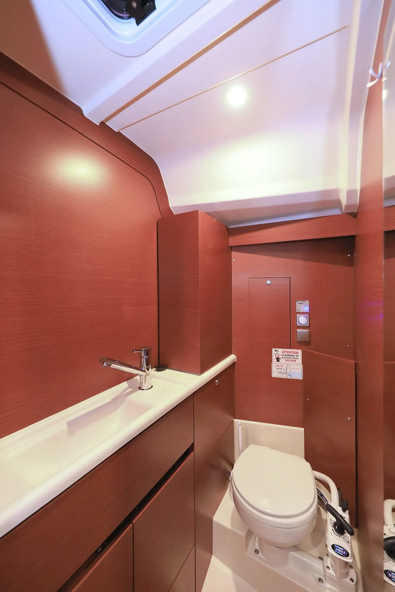 Image slide 260412