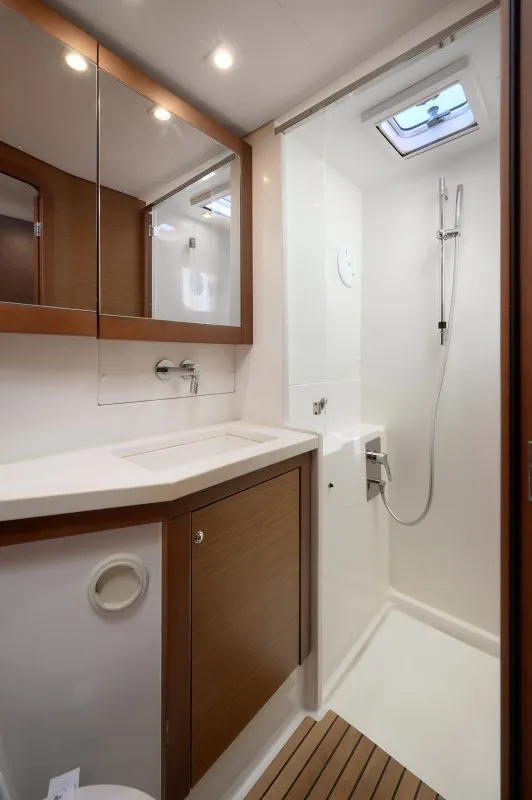 Image slide 260526