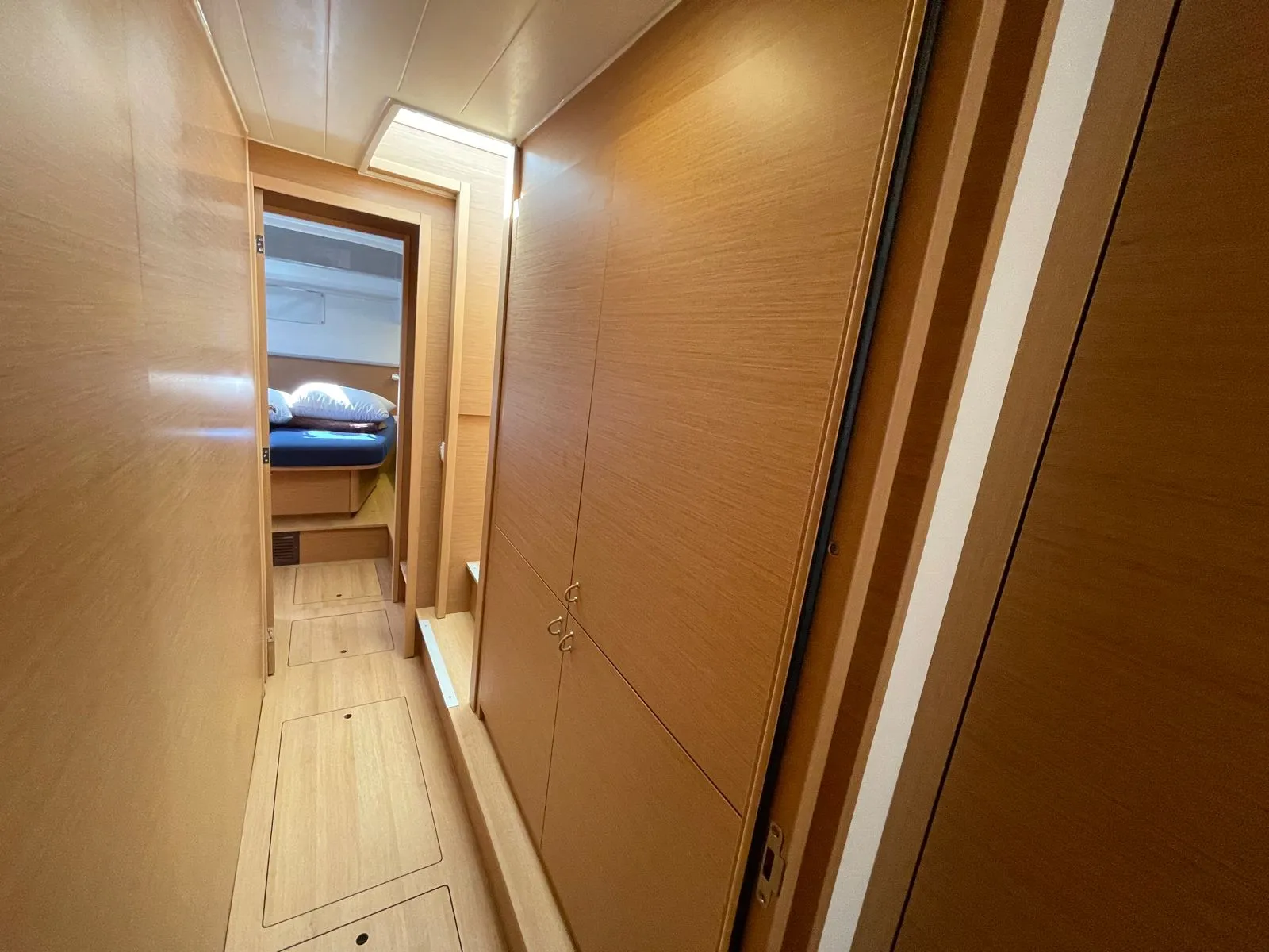 Image slide 260885