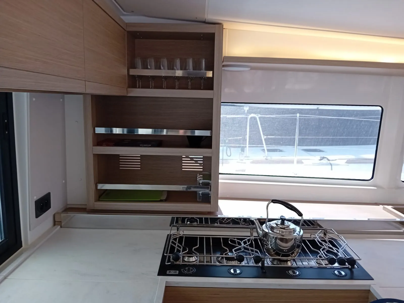 Image slide 260904