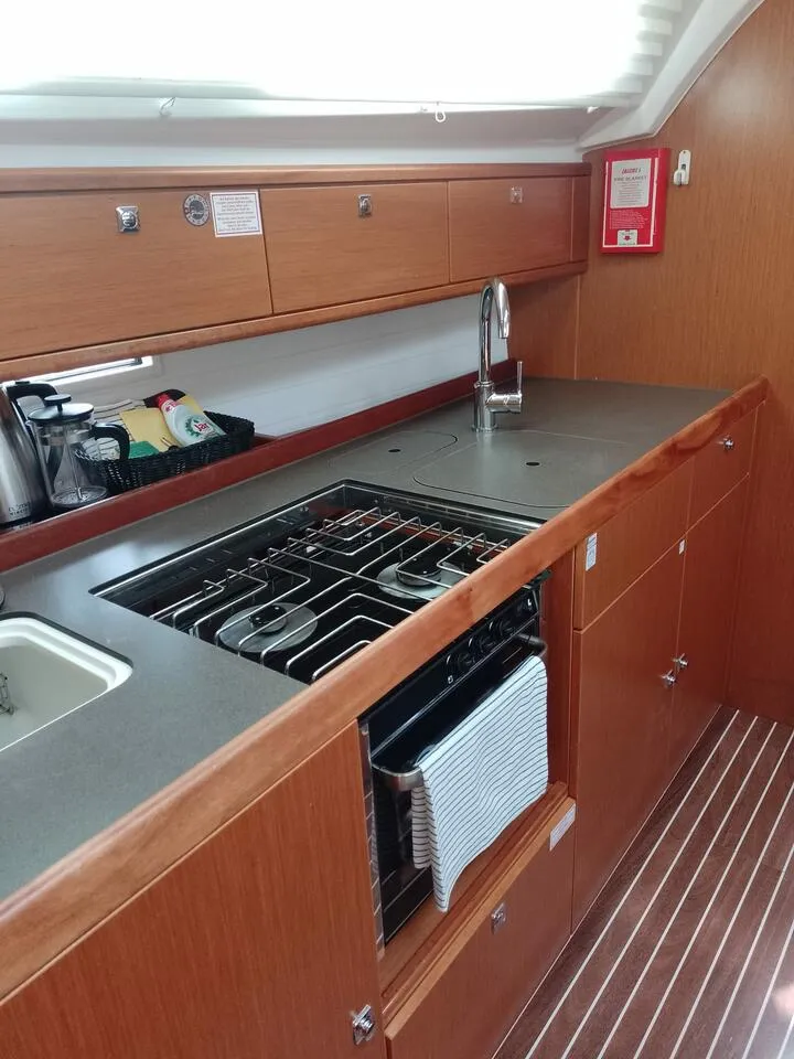 Image slide 261210