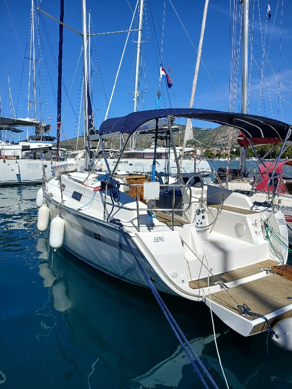 Bavaria Cruiser 32 DANIELLE boat image