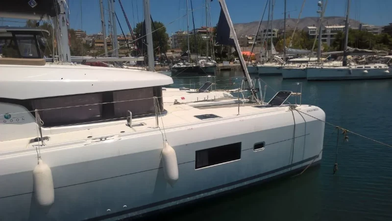 Lagoon 42 Aeolian Breeze boat image