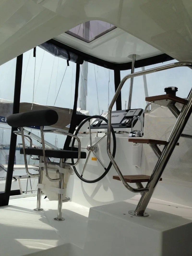Image slide 2676