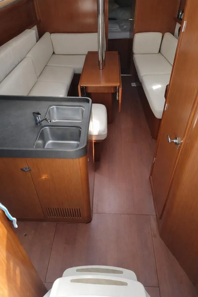 Image slide 269652